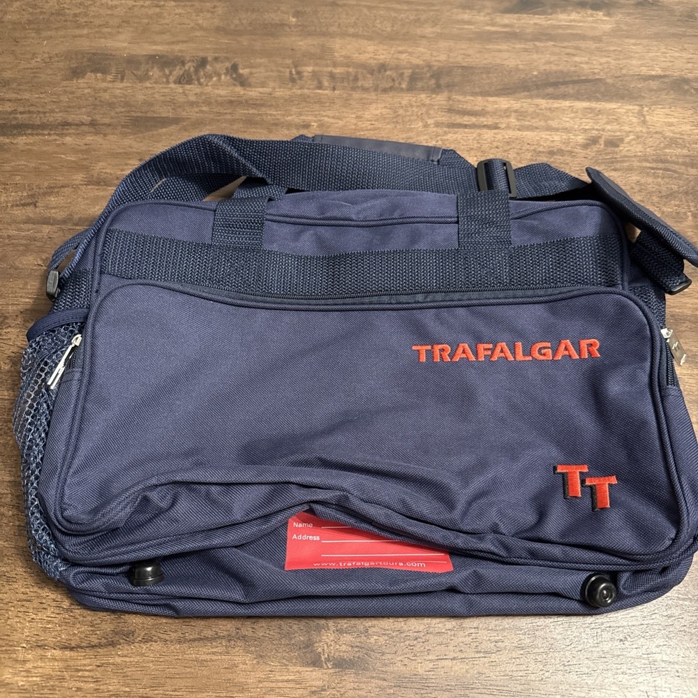Trafalgar Tours TT Travel Duffle Bag VTG Crossbody Carry On Messenger Strap New